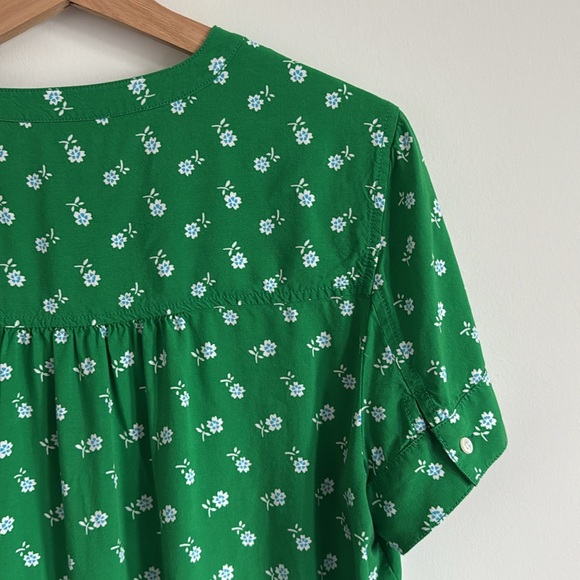 Green Floral Women's Top J Crew Reimagined - Picture 5 of 7